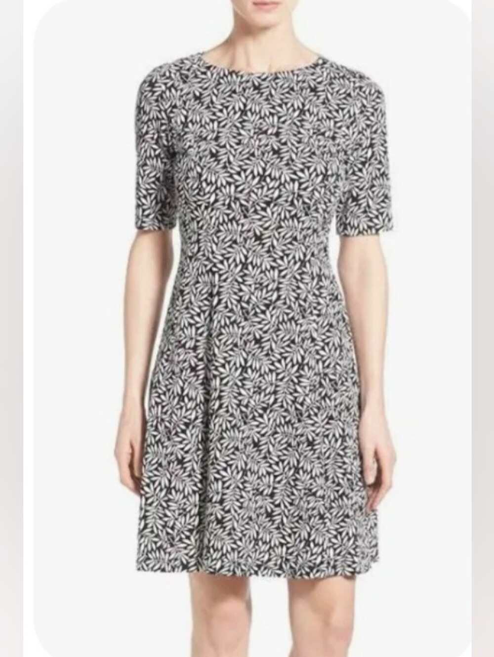 Ivanka Trump Black & White Printed Short Sleeve A-Line Dress. Career